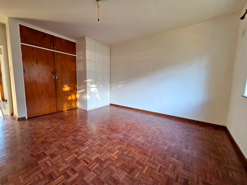 To Let 2 Bedroom Property for Rent in Wynberg Western Cape